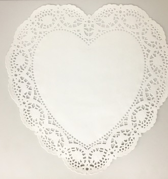 Салфетки ажурные 802 Сердца белые (17*19см)