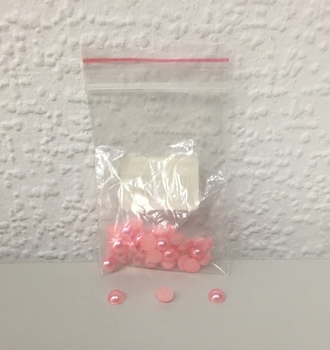 Бусины половинчатые (50шт) в ассортименте