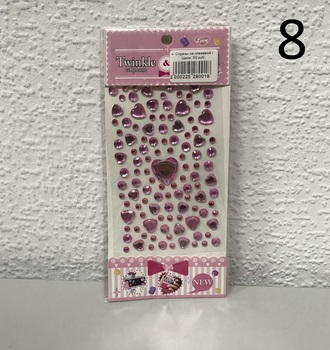 +  Стразы на клееввой основе